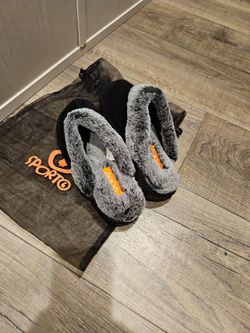 Brand New Sporto Slipper Shoes