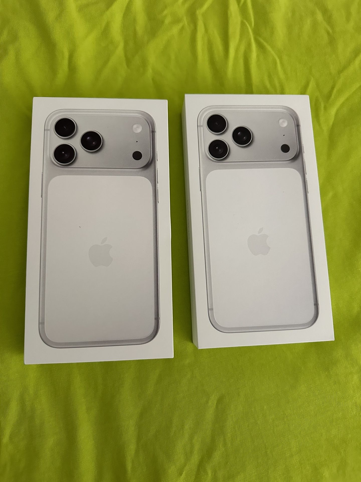 Apple iPhone 17 Pro Max 512gb Silver Unlocked