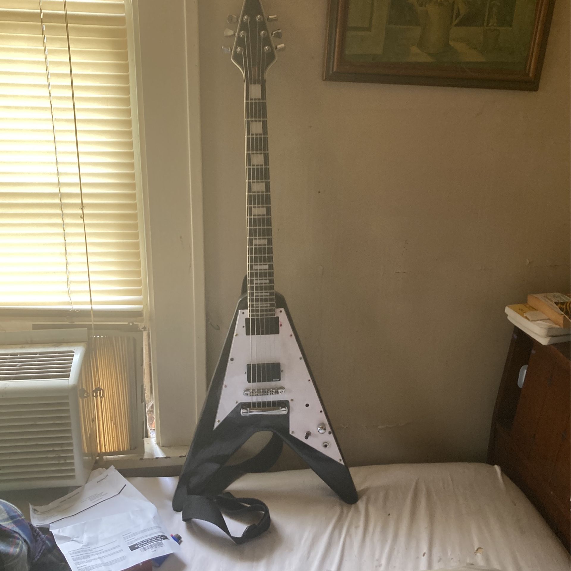 Flying V Guitar