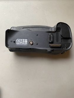Nikon MB-D10 Multi Power Battery Pack