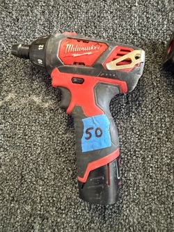 Milwaukee screw driver 12volt