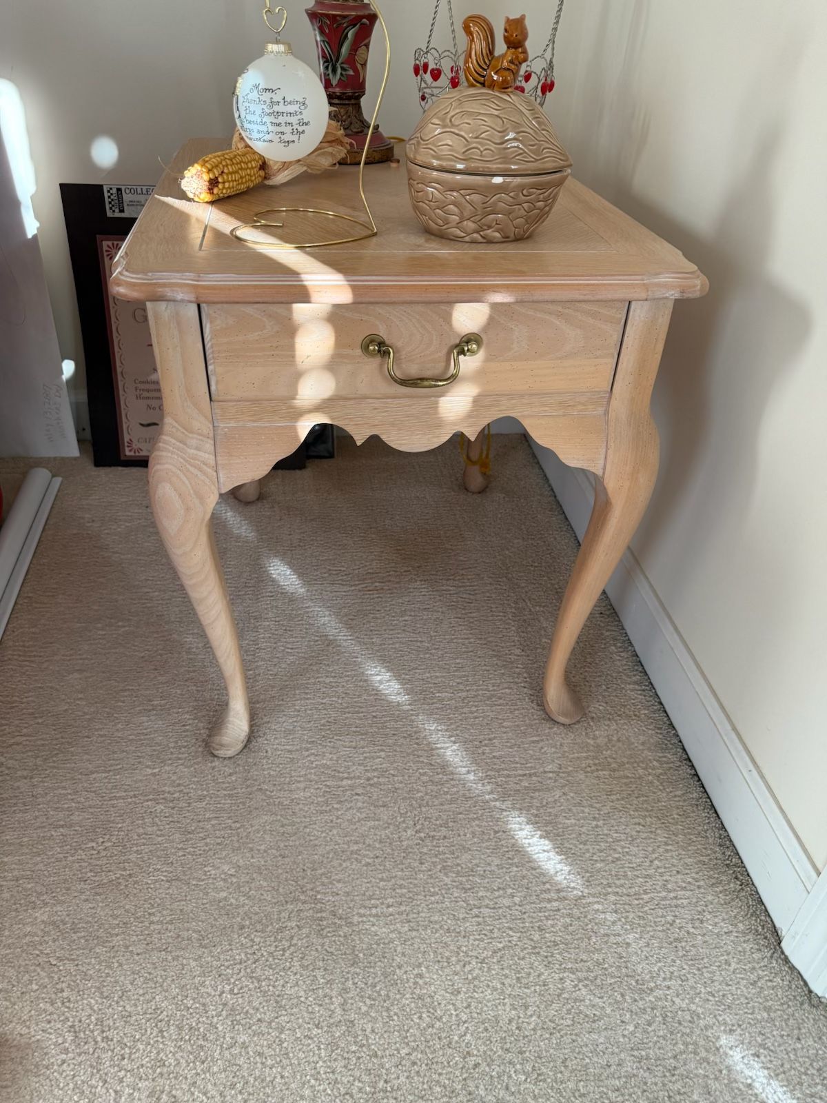Country French End Table 