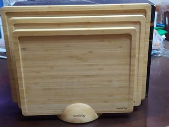 Brand new 3pc Bamboo Cutting Board with storage holder