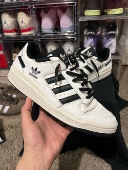 Sz 11.5 Men’s Adidas $20 FIRM NO TRADES