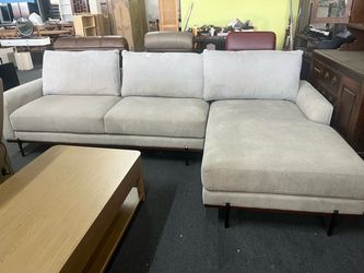 Myla 2-piece Fabric Sofa Chaise，$550