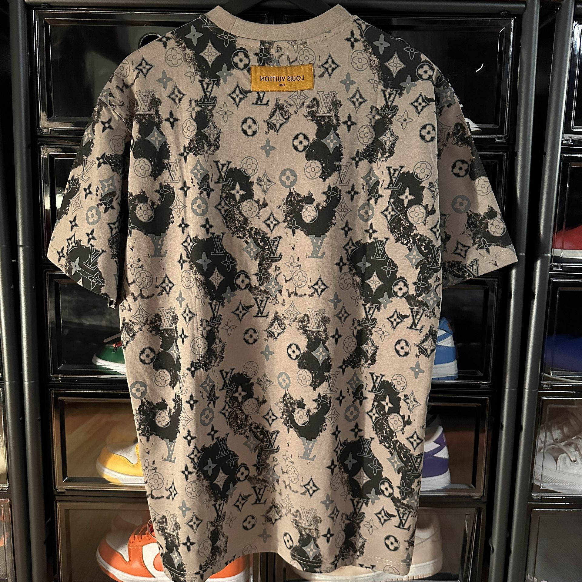 Lv Louis Vuitton Shirt Men Size Xl Brown for Sale in Medley, FL