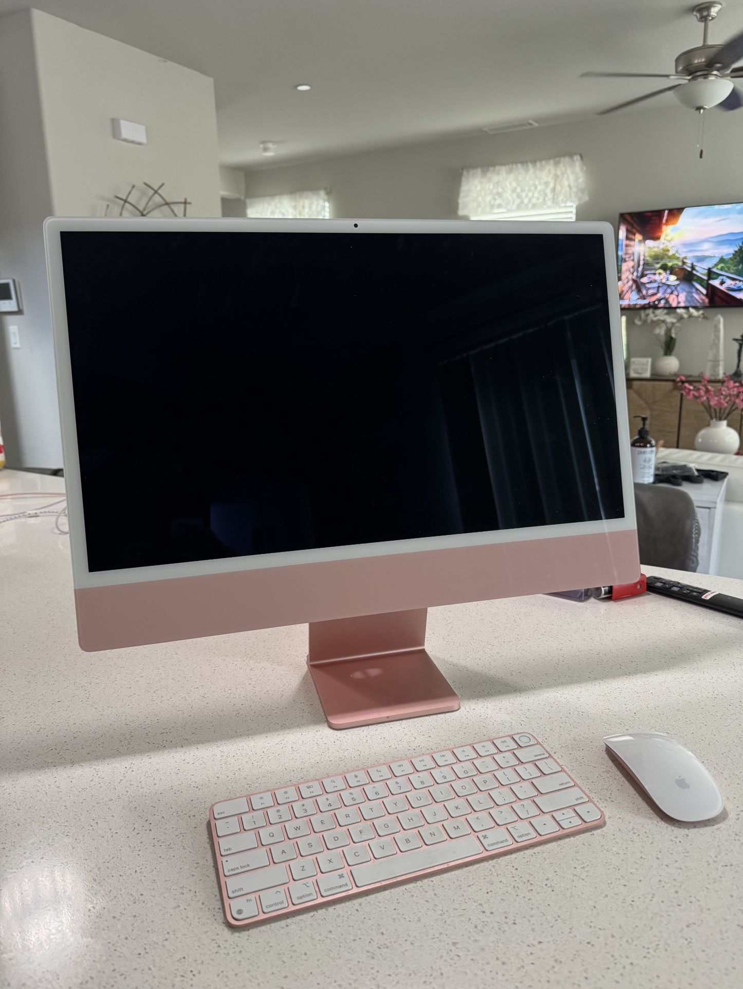 Pink iMac Desktop 8gb 512 Gb