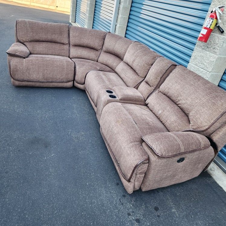 Sectional Couch With Delivery