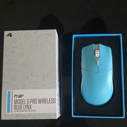 Model O Pro Wireless Blue Lynx