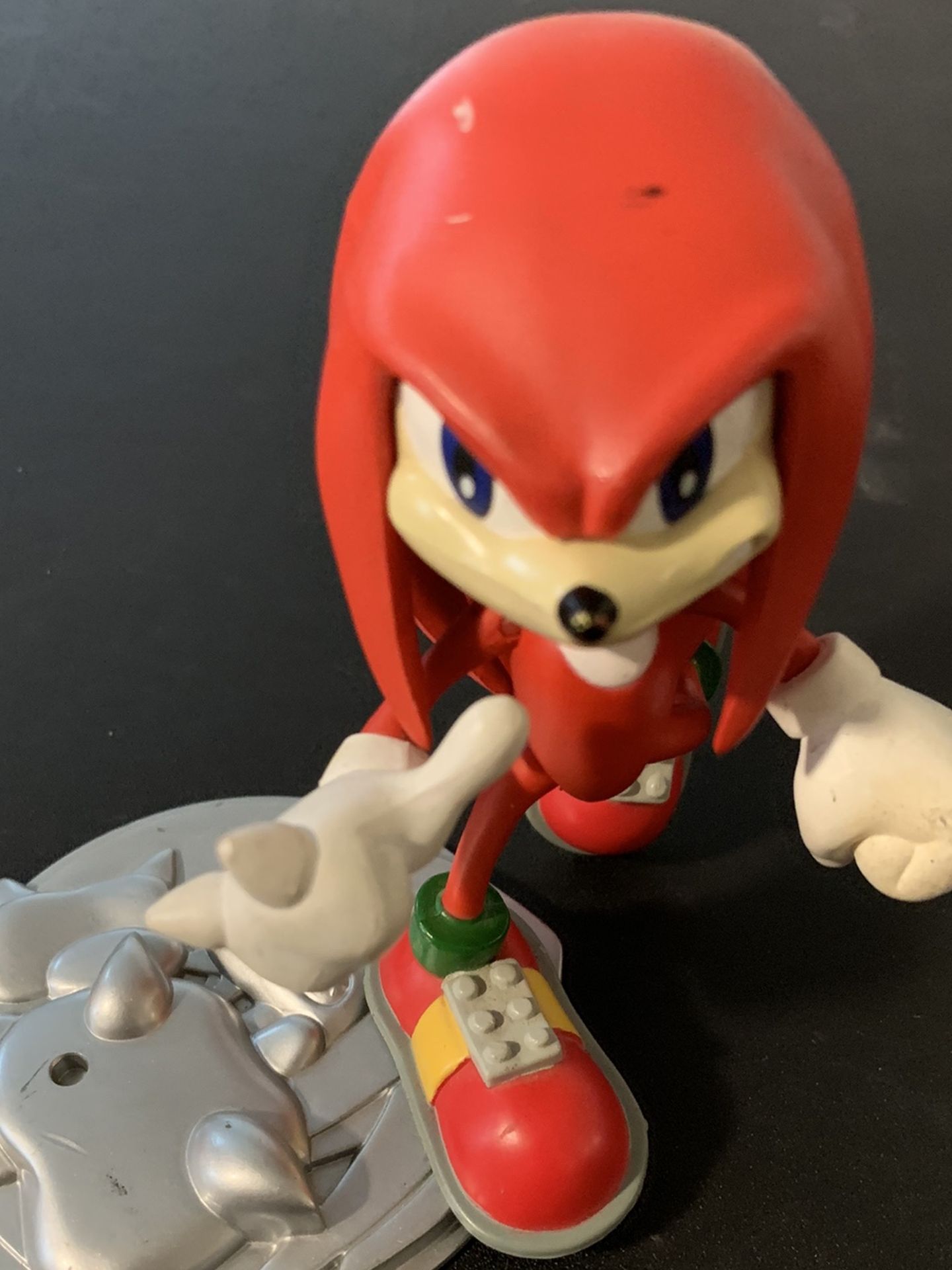 1999 Resaurus Sonic KNUCKLES Rare Action Figure