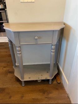 Entryway table
