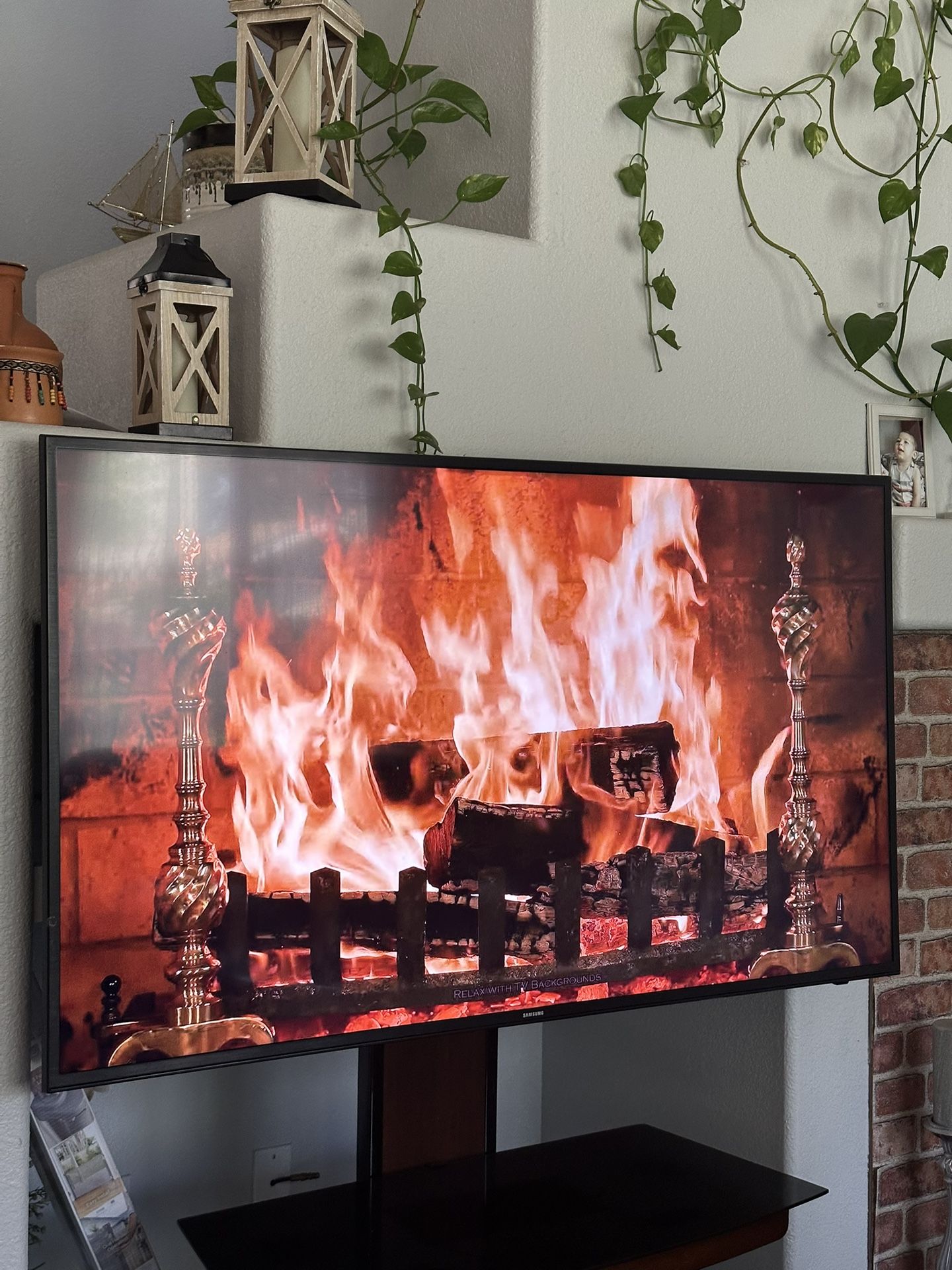 Samsung TV With Tv Stand