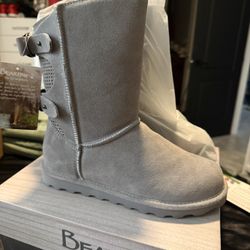 BearPaw boots, gray fog, suede, size 10.