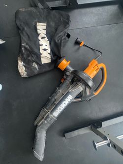 Leaf blower