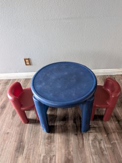 Little tikes table