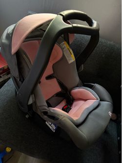 Infant car seat