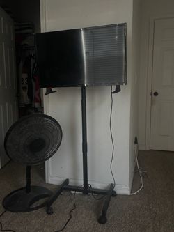 Tv & Tv Stand