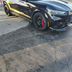 2023 Ford Mustang