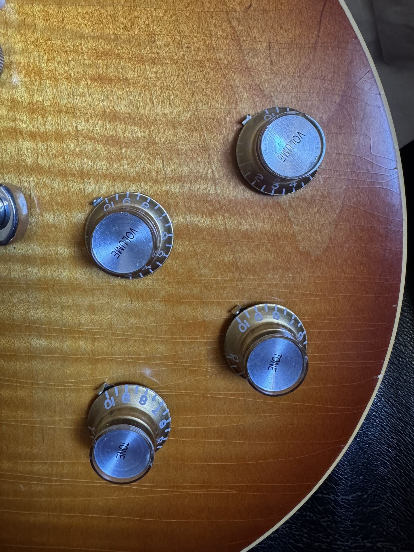 Gibson USA Imperial Reflector Knobs