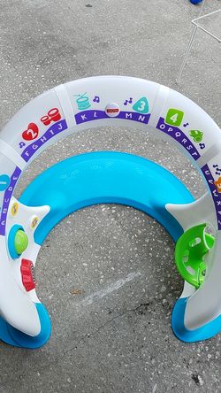 Pull up to stand baby playing station.