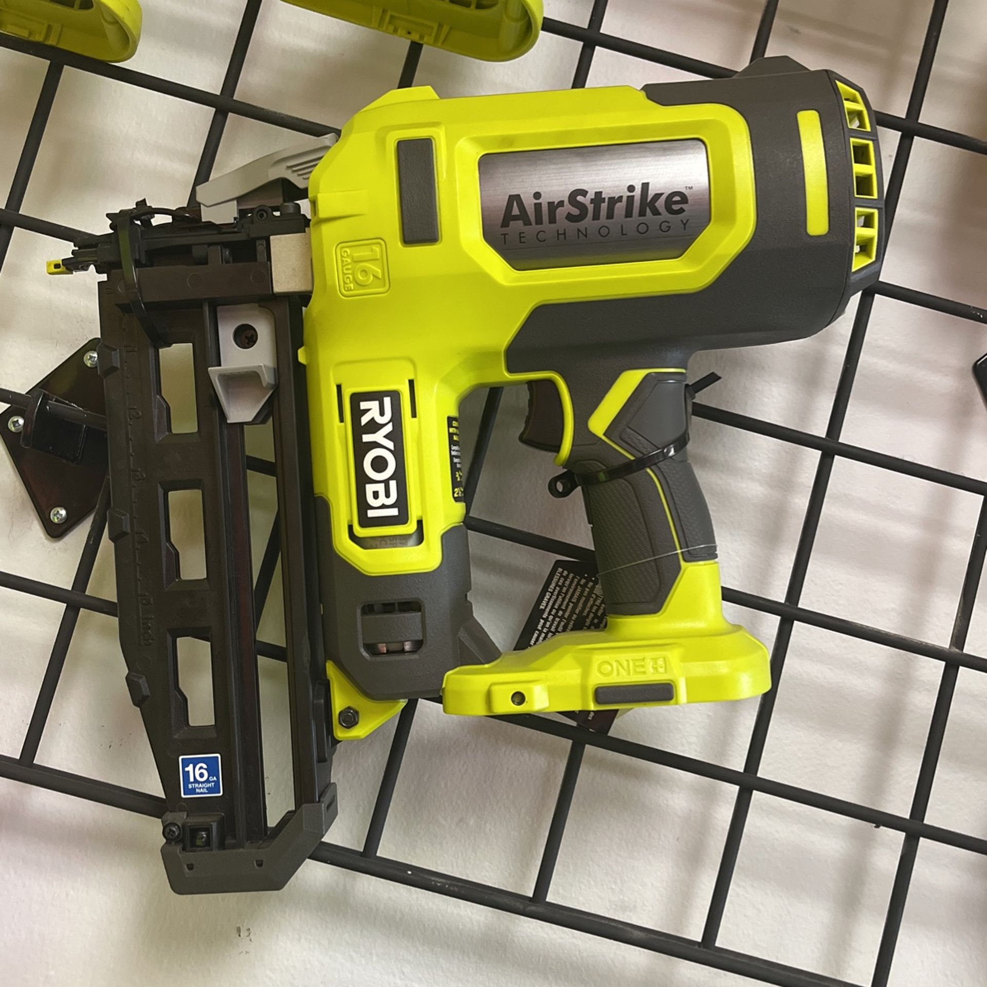 Ryobi 16 Ga Brad Nailer