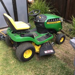 Rideable Lawnmower Tractor 