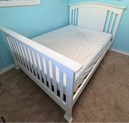 Full Size Bed
