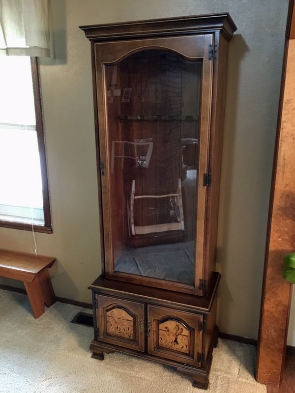 Jasper gun cabinet