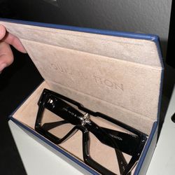 Louis Vuitton Cyclone Glasses