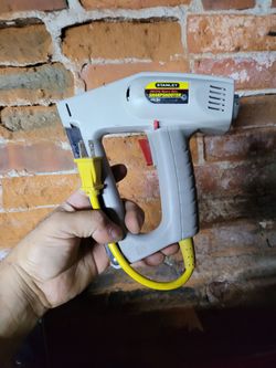 electric stapler