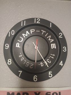Pump-Time 251b. Weight Wall Clock and Muscle Banner Excellent Condition