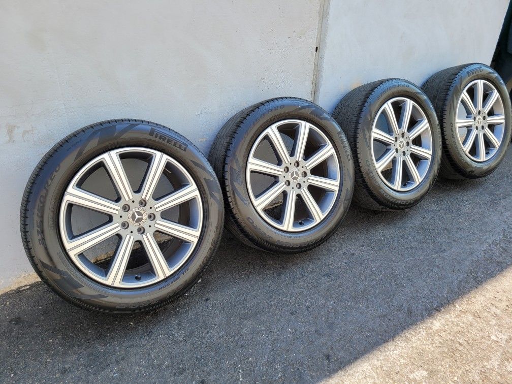 20" Mercedes Benz GLS450 rims/tires
