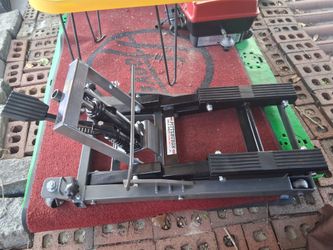 Pittsburgh 1400lbs atv and motorcycle floor jack
