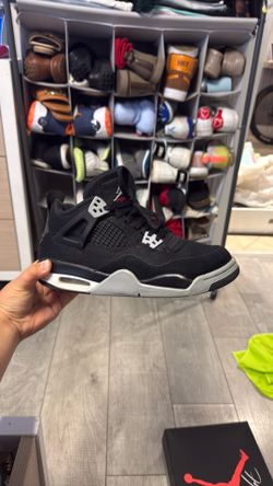 Jordan 4 black canvas se size 7y