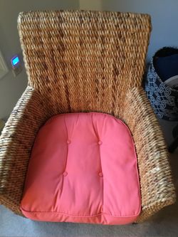 Solid Wicker High Back Chair