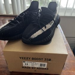 Yeezy Boost 350 V2