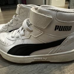 Children’s Puma Sneakers 
