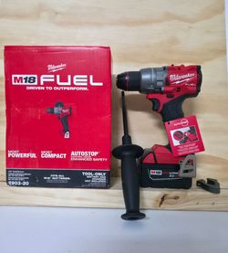 New Milwaukee Fuel 1/2 Drill Driver 2025 2903-20 with Brand New XC5.0