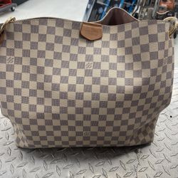 LV/ Gucci Bags 