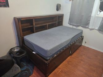 Twin  bed