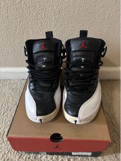 Jordan 12s Playoffs Size 9 Men’s