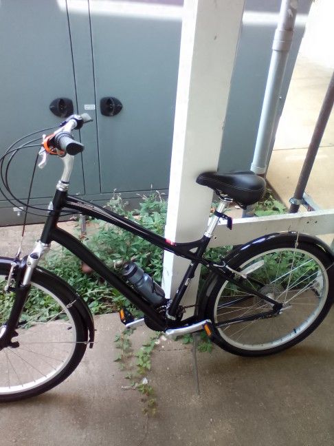 Specialized Globe Bike