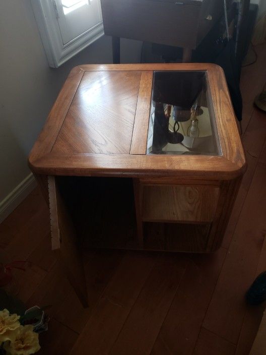 Solid Wooden End Table With Glass, Shelving & Cabinet