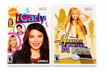 Nintendo Wii Game Bundle – iCarly + Disney Hannah Montana Spotlight World Tour – Complete (CIB