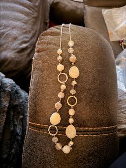 White and silver beaded necklace