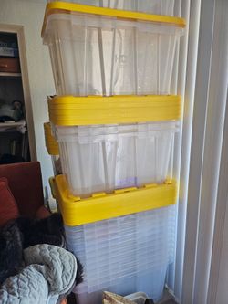 HDX Storage containers 18 27 gallon containers