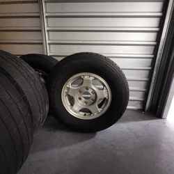 Chevy Silverado/Tahoe Wheels/Tires 265/70/16