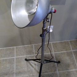 Vintage Atomic Acme Studio Light