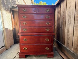 Solid Wood 6-Drawer Dresser – Cherry Finish
