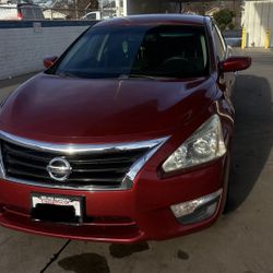 2015 Nissan Altima - Clean Title - 126k Miles - Tags Current